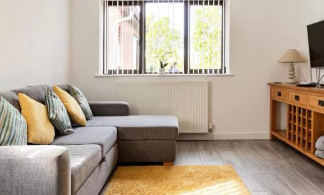 1 Bedroom Self Contained Separate Annexe In Exeter Ide Bagian luar foto